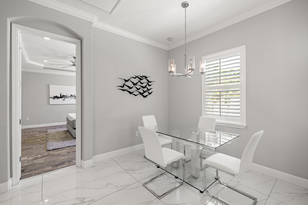 Property p4 image 16